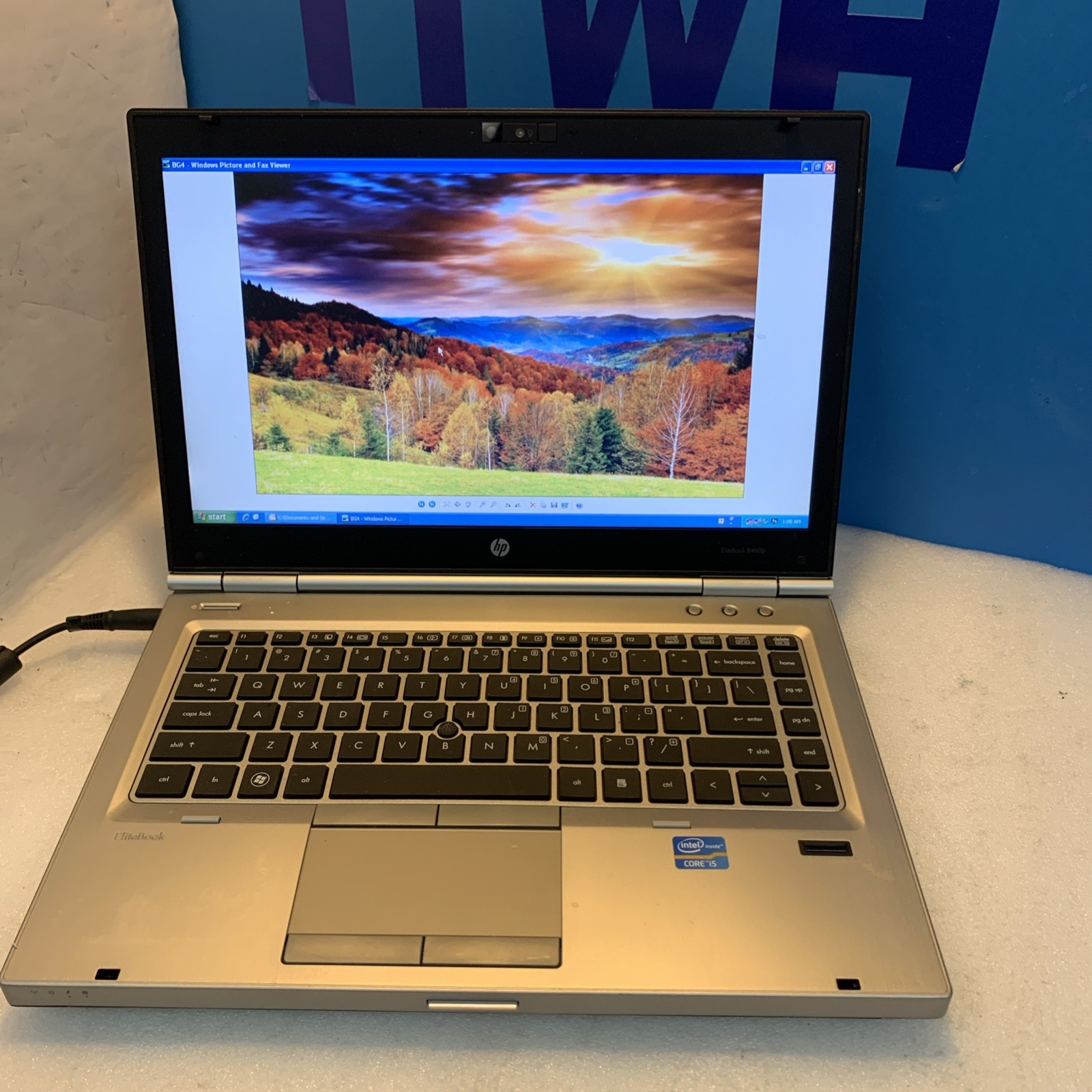 🔥 HP Elitebook 8460p 14″ CPU 4GB FireWire DP WiFi Bluetooth Webcam Win XP SP3