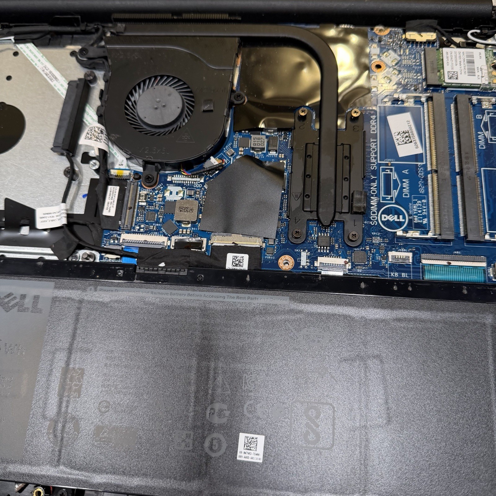 Dell Latitude 3590 i5-8250U 1.6GHz No RAM/No HDD Tested To Bios Boot