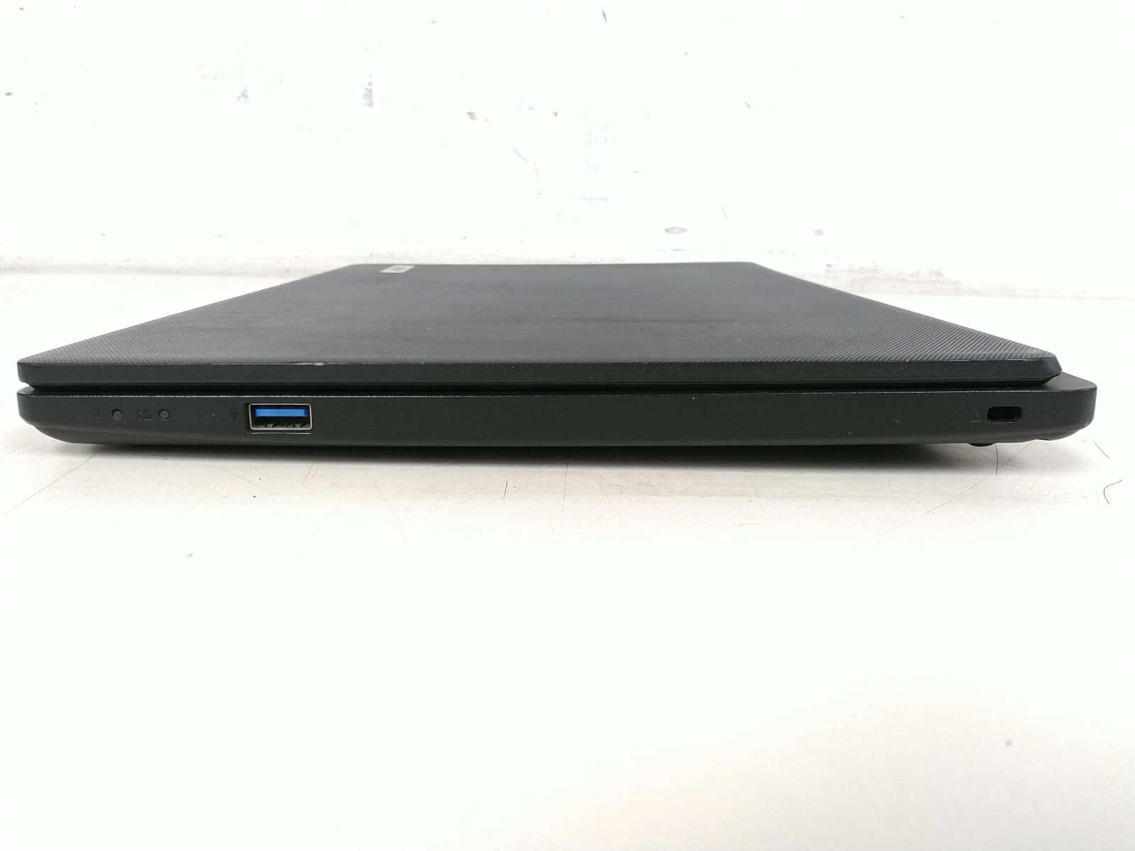 Acer travelmate P214-52 i5-10210 1.6ghz 8gb ram 256gb SSD NXVLHAA003025054FE7600