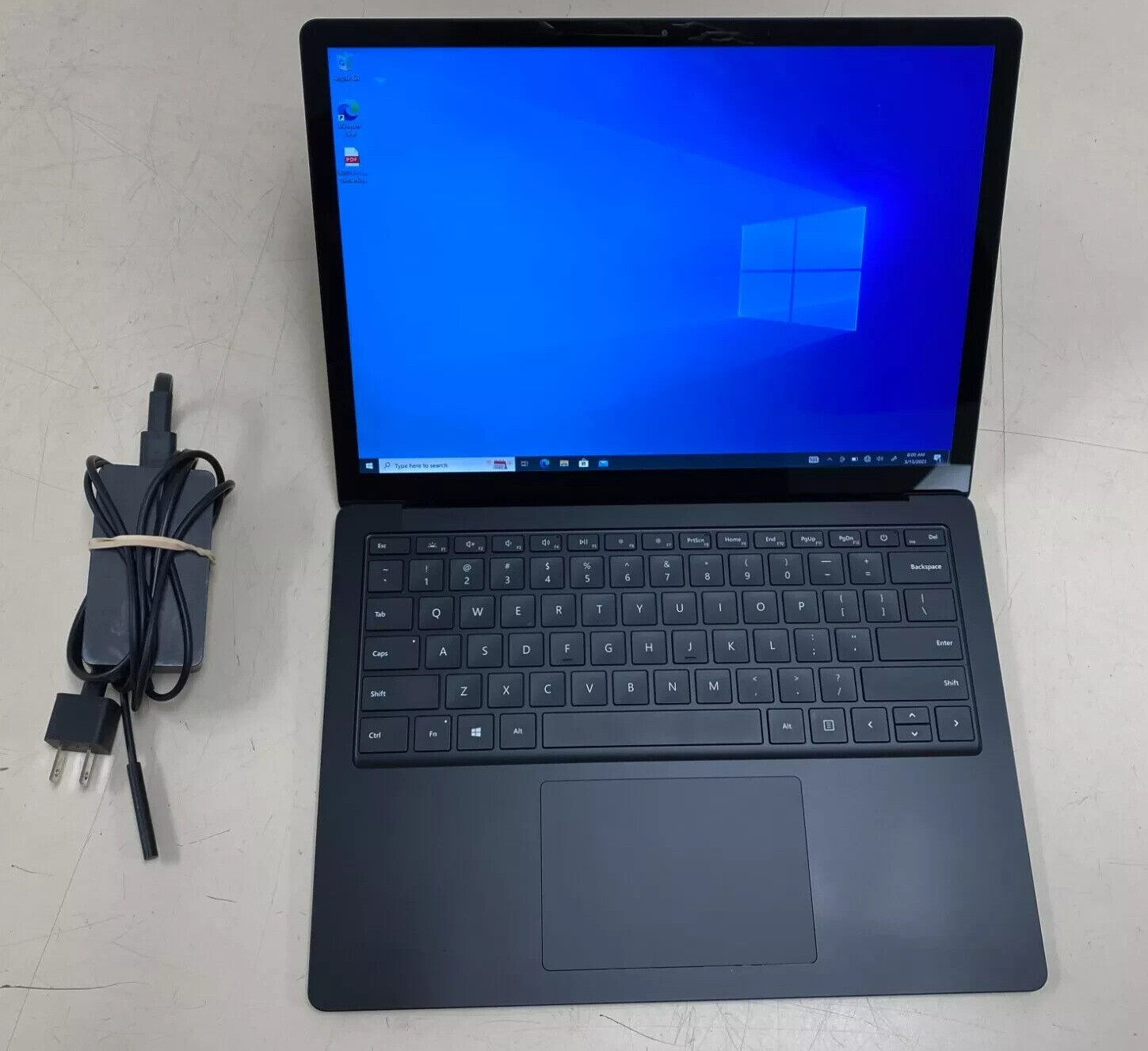 Microsoft Surface Laptop 2 1769 13.5″256GB Intel i5 16GB RAM Wins 10/11-Platinum