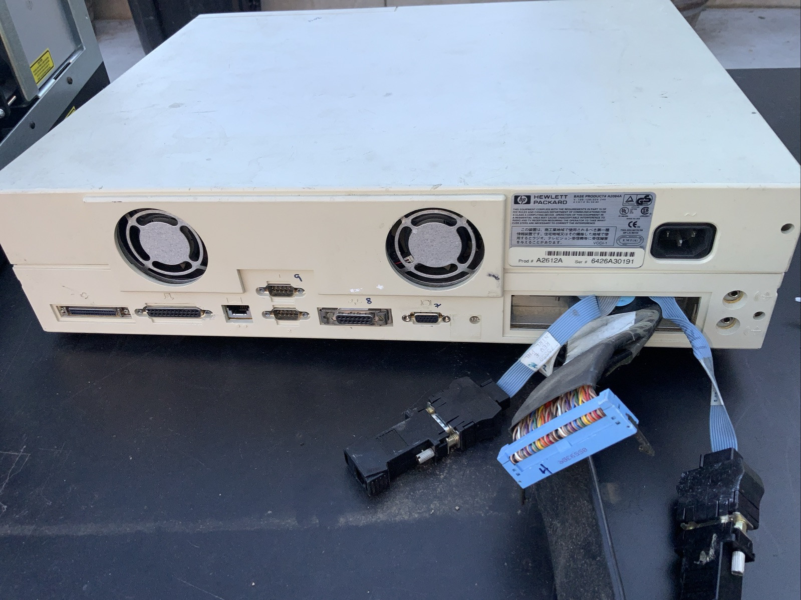 HP / HEWLETT PACKARD APOLLO MODEL 715 / 33 WORKSTATION, PROD# A2612A