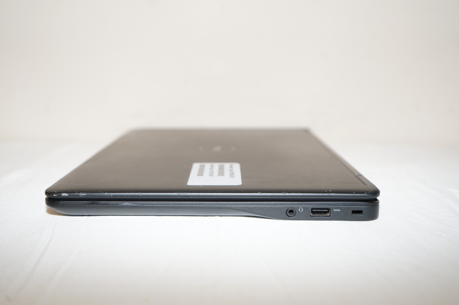 ^ Dell Latitude E7450 14″ Intel i7-5600U @ 2.60GHz 4GB Ram No HD #C1671