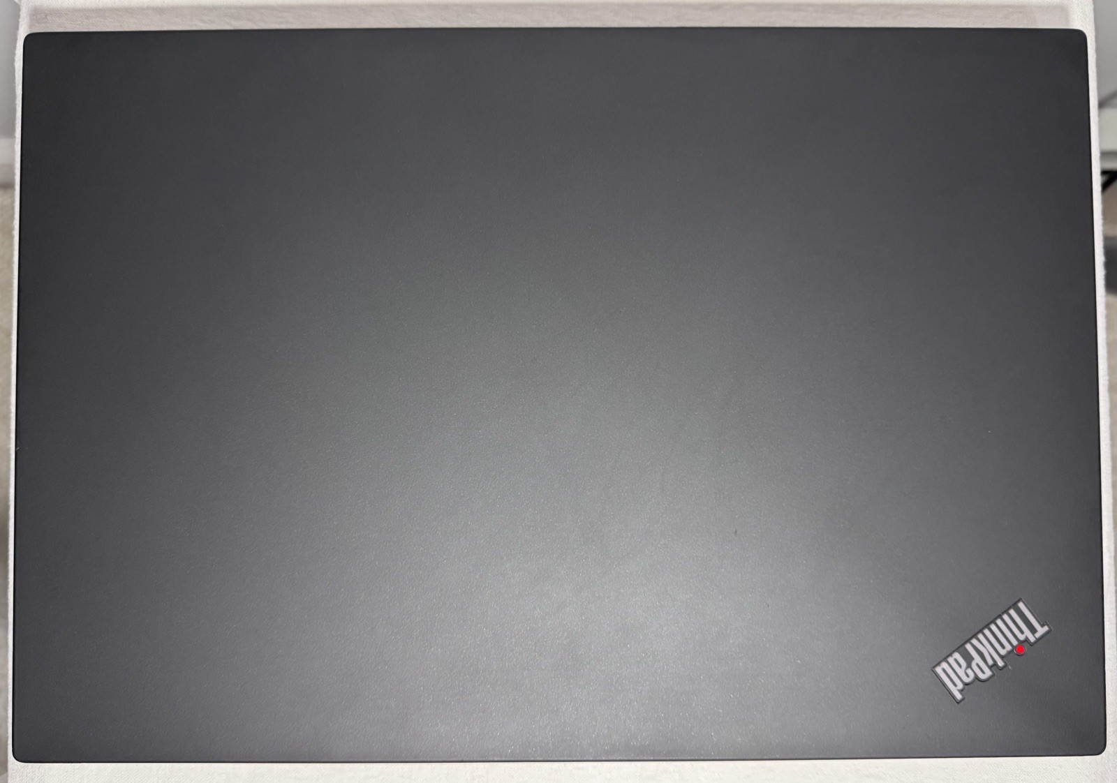 LENOVO ThinkPad T15 Gen2i i5 16.6″ 32GB RAM 1TB SSD WIN11P READ