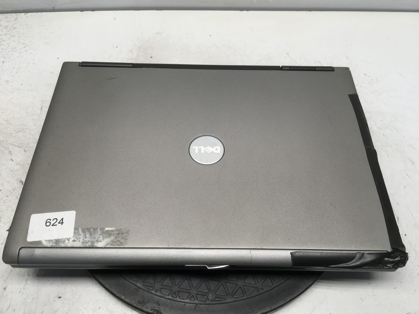 Dell Latitude D630 Intel Core 2 Duo 06FA 2.2GHz 2 GB Ram 500GB HDD Windows XP