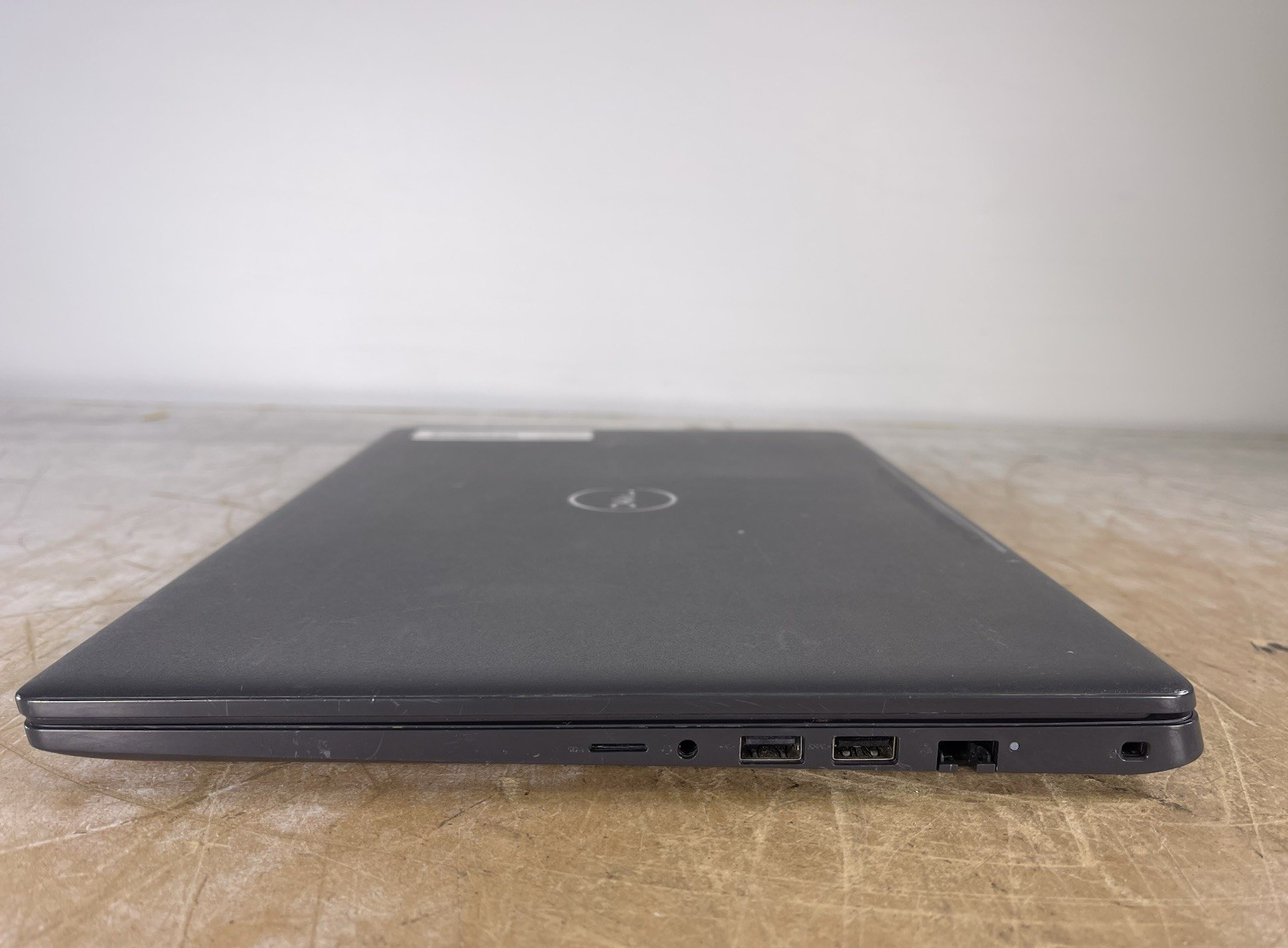 DELL LATITUDE 3510 i5-10210U @ 1.60GHz, NO RAM, NO HDD/OS – (FOR PARTS)