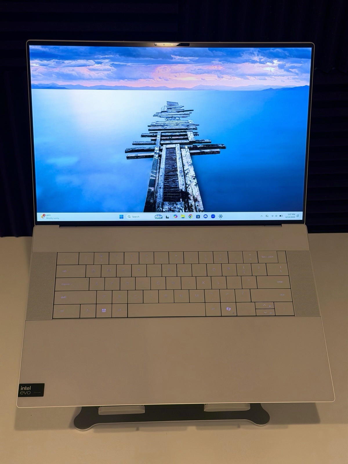 Dell XPS 16 (2025) RTX 4050 Gaming/CAD laptop Core Ultra 7 16GB RAM 1TB SSD