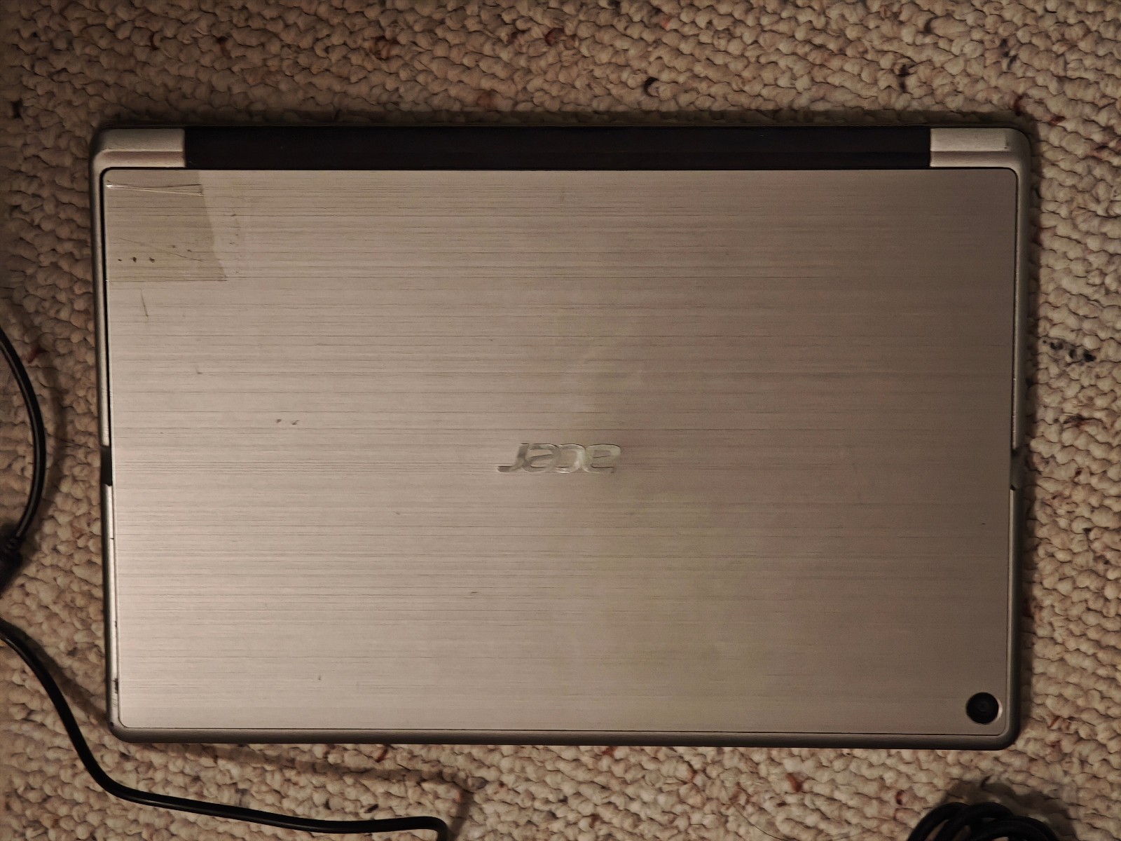 Acer Switch Alpha 12 N16P3; 128GB SSD, 8GB RAM, Intel i5-6200u – SCREEN NOT WORK