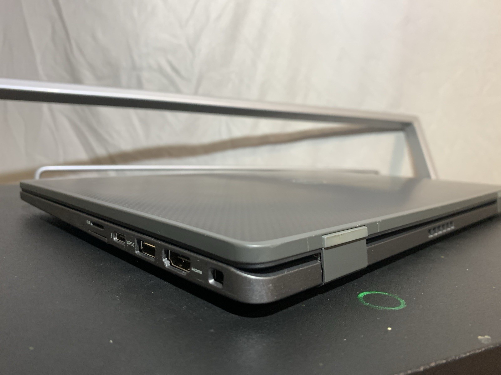 Dell Latitude 7420 i5-1145G7 8GB 256GB NVMe Win11 14in FHD Black