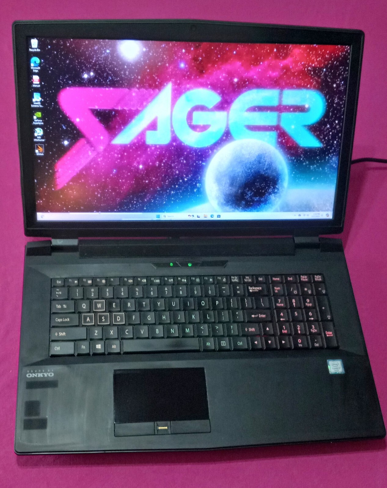 Sager Clevo P770DM NP9775 I7-6700K 2.8-4.4Ghz 48GB 1TB NVME NVIDIA P3000 W11