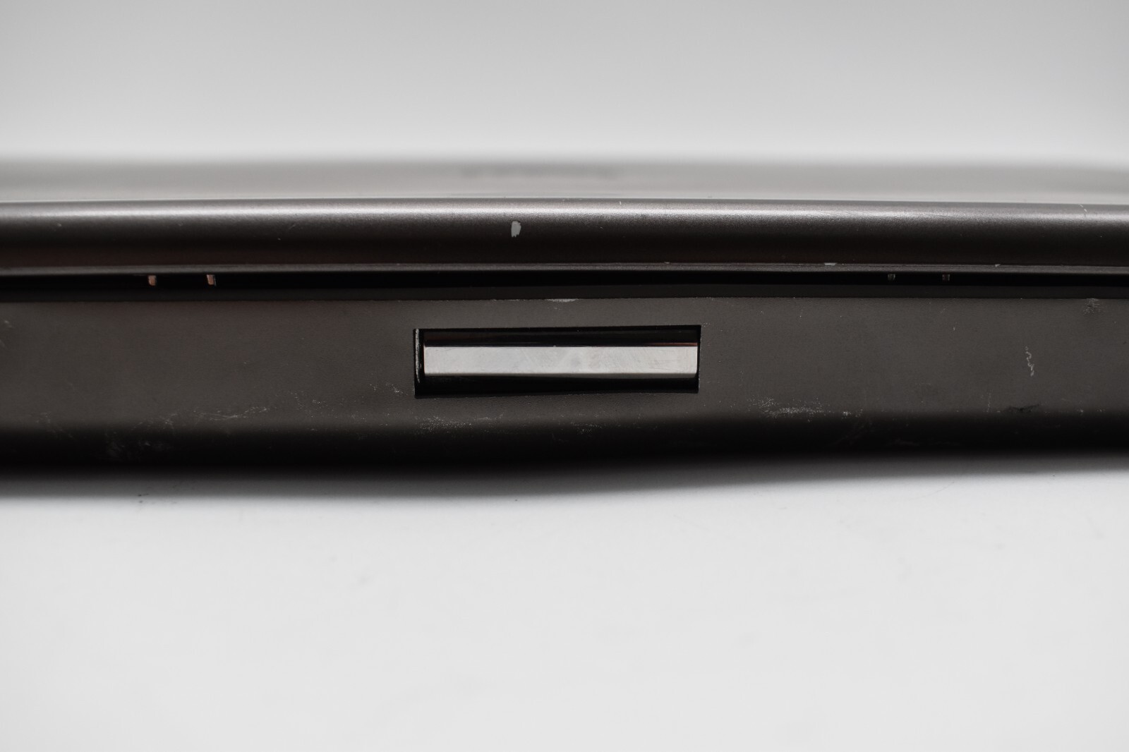 15.5″ Dell Precision M4600 Laptop i7-2860QM @ 2.50GHz 8GB 256GB SSD *Read