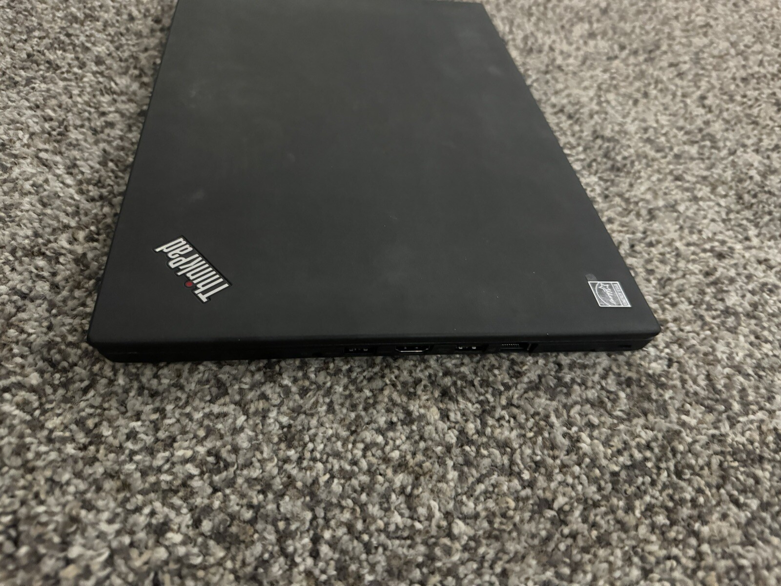 Lenovo ThinkPad T470 14″ Intel i5-6200U 2.30GHz 8GB RAM 500GB