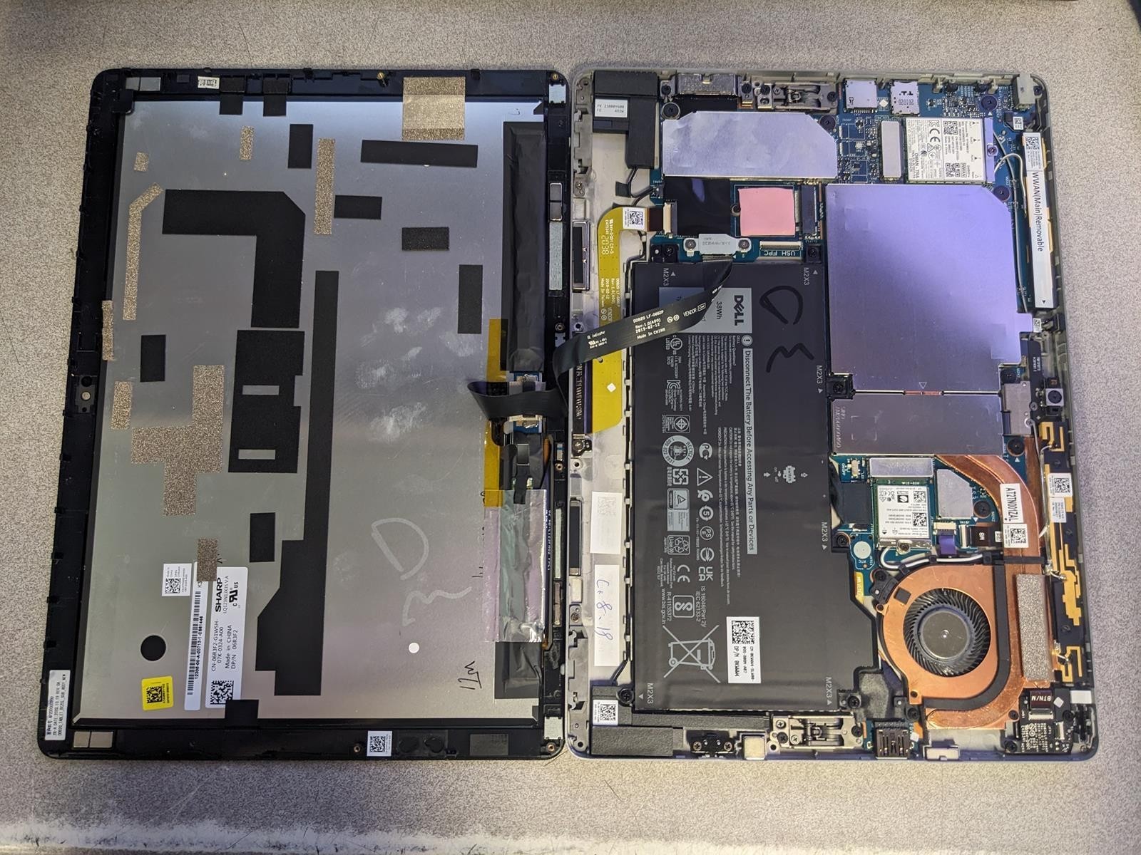 DELL LATITUDE 7210 2-IN-1 i5-10310U @ 1.70GHz, 8GB RAM, NO HDD/OS