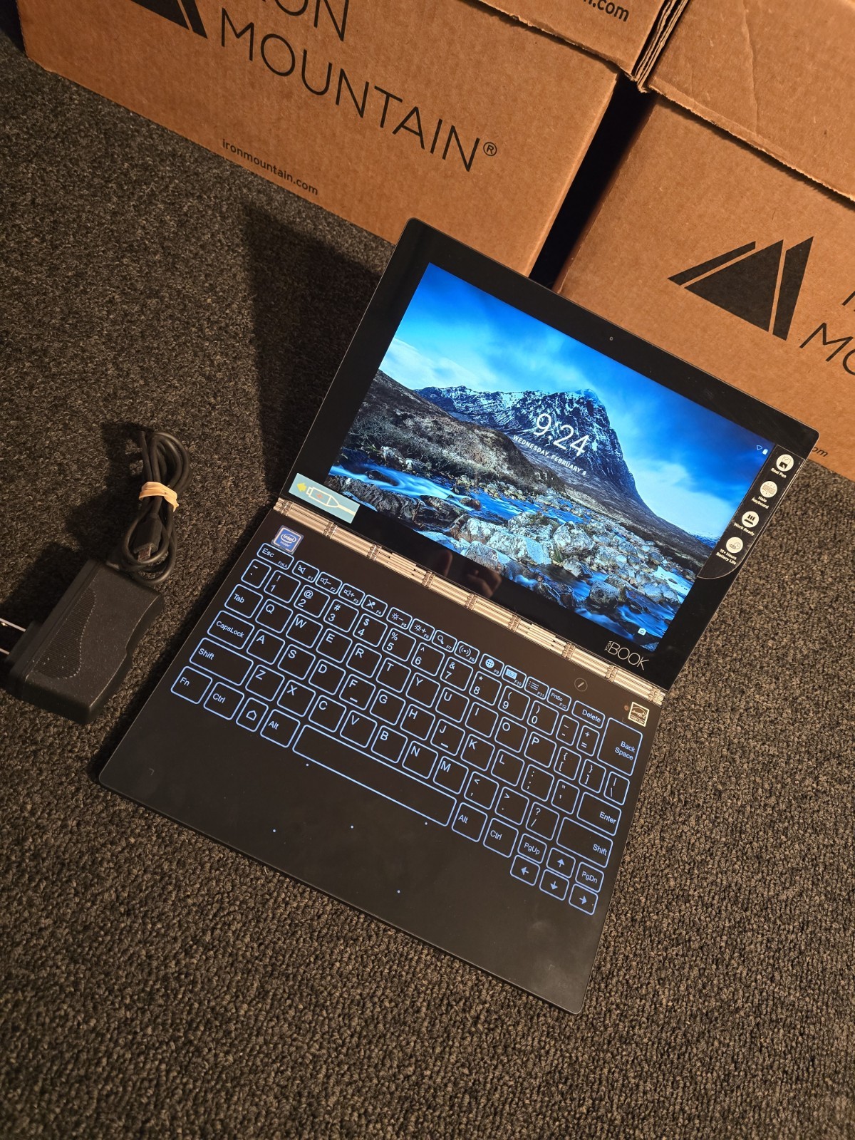 LENOVO- Yoga Book [YB1-X90F] 10.1″ 4GB RAM 64GB SSD Laptop/Tablet ***