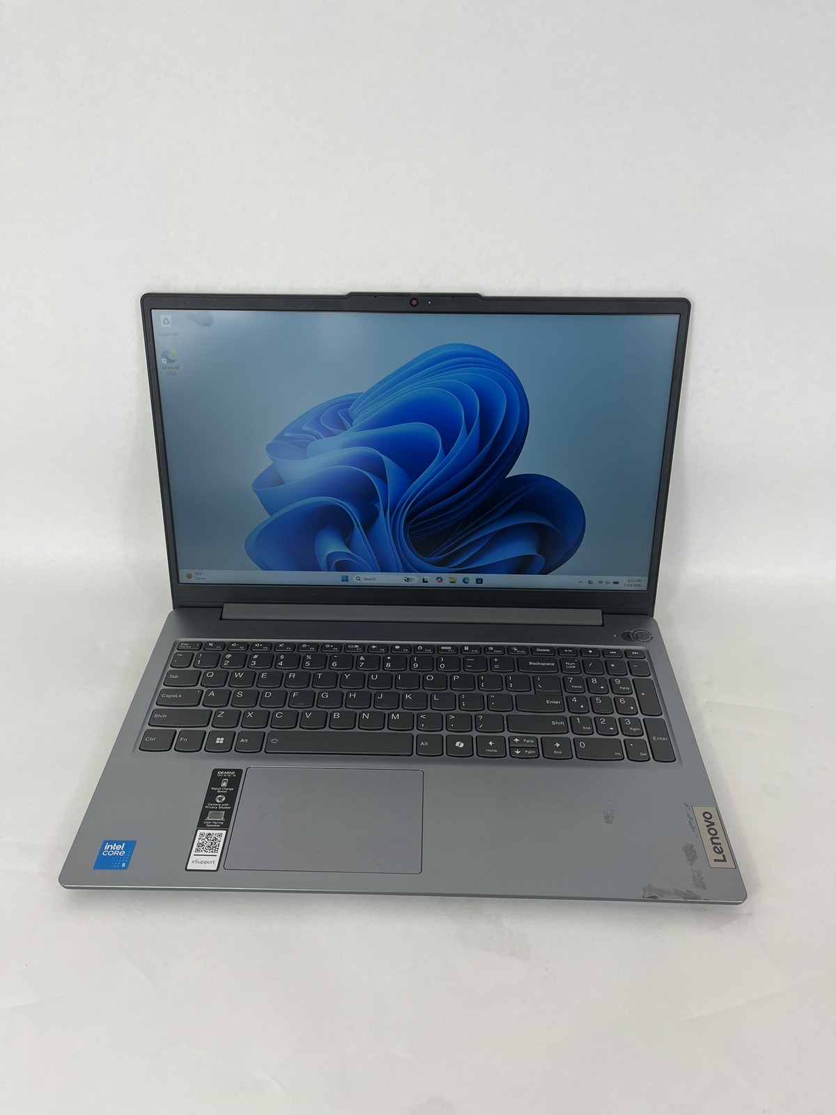 Ideapad Slim 3 15IRU9 15.6in FHD Intel Core 5 120U 1.4GHz 8GB RAM 256GB SSD