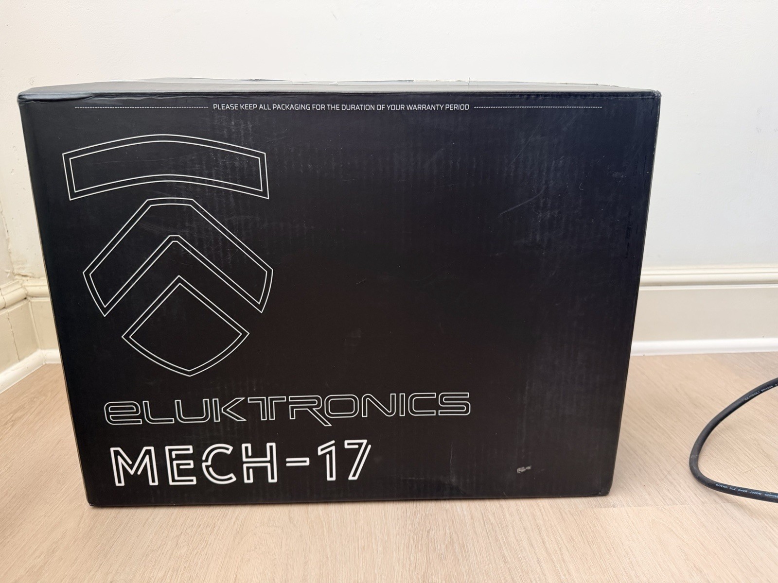 Eluktronics MECH-17 G2 17” 6900HX RTX 3080 Ti 64GB 2TB + LPP G1 + Original Box