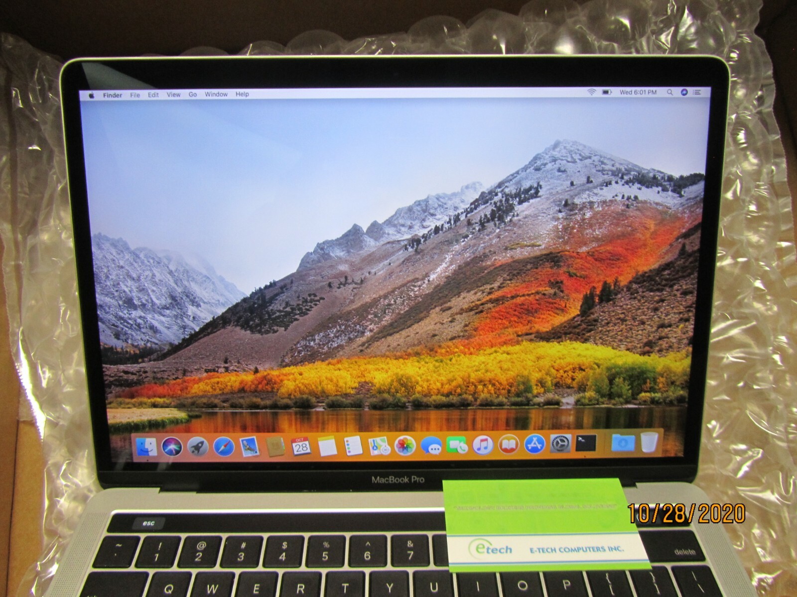 Apple MacBook Pro 13.3 2017 Model A1706 i7 3.5GHz 16GB 500GB SSD macOS 10.13