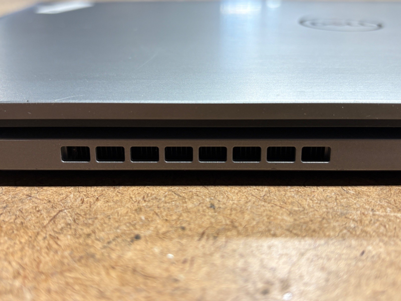 Dell Latitude 7410 14″ FHD i5-10310U 16GB RAM 256GB SSD No Charger/OS