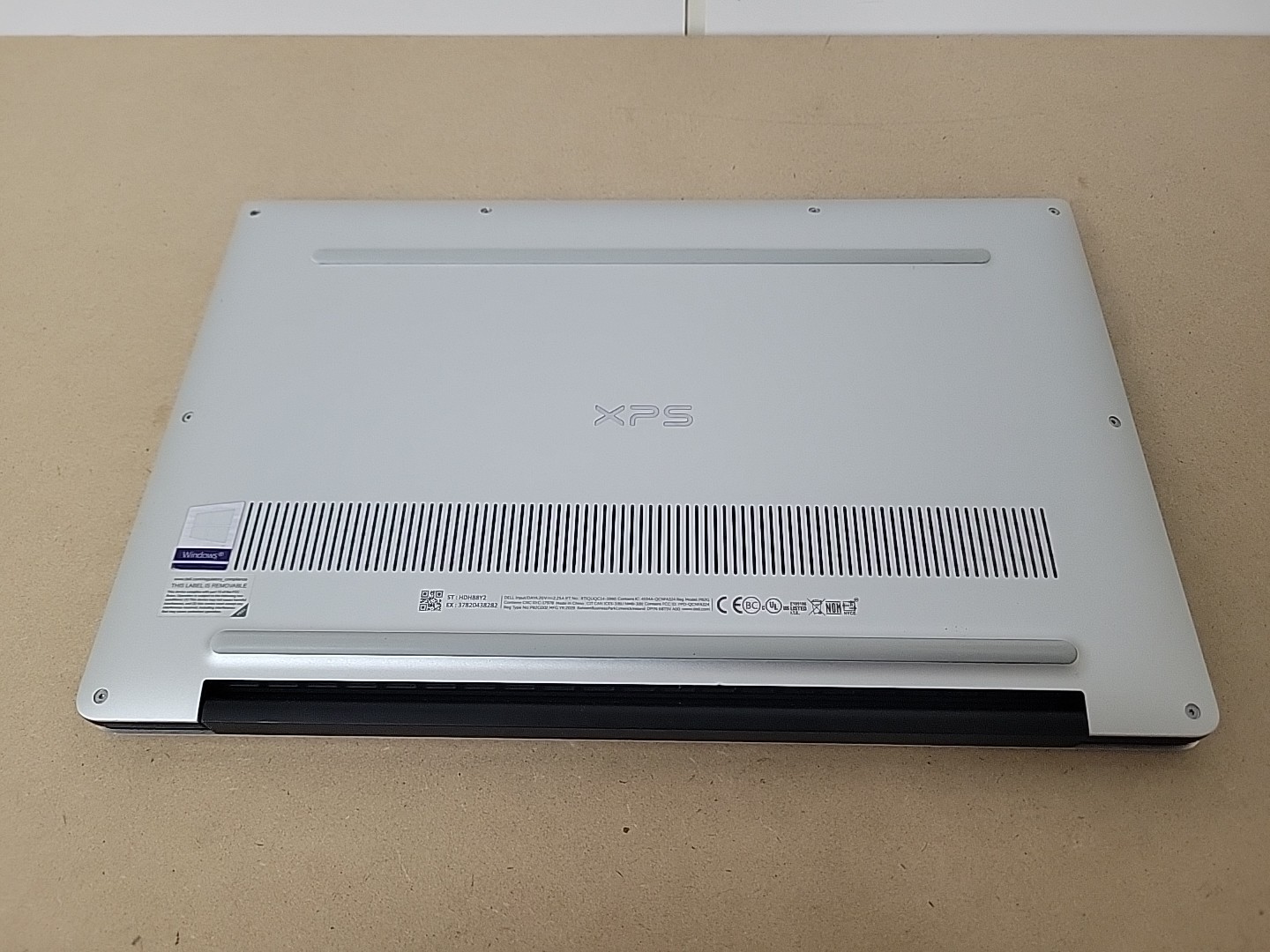 Dell XPS 13 9380 Laptop Intel Core i5-8265U 1.60GHz 8GB RAM 256GB SSD Win11