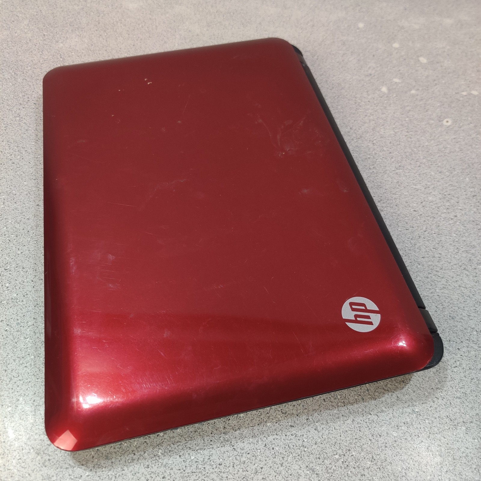 TESTED – HP Mini 110-3135DX – 10” Laptop – NEEDS NEW BATTERY & CHARGER
