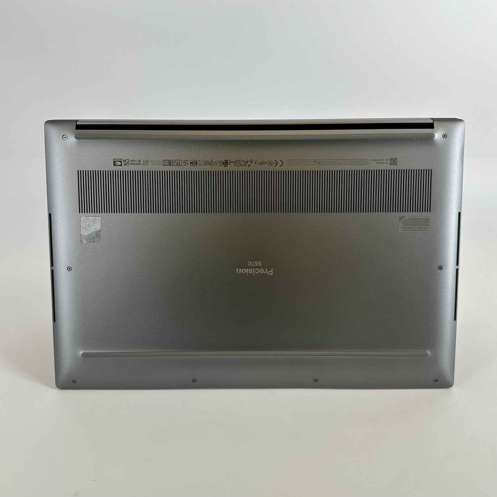Dell Precision 5570 15.6 FHD+ 2.5 GHz i9-12900H 32GB 1TB SSD NVIDIA RTX A2000