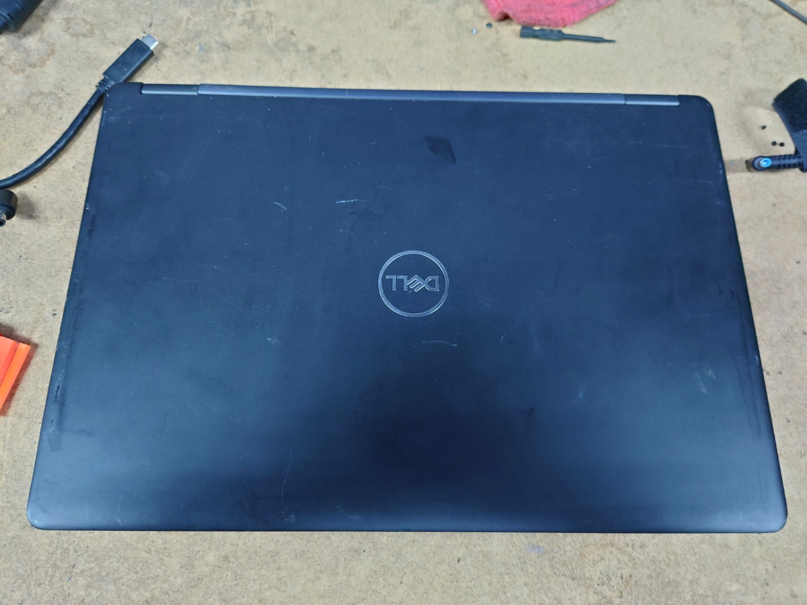 Dell Latitude 5490 14″ FHD i5-8350U 8GB RAM No OS/SSD
