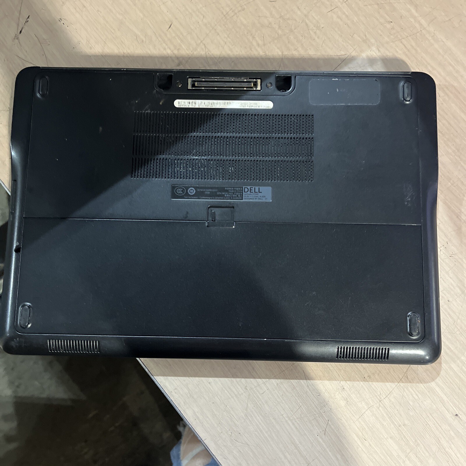 DELL LATITUDE E7240 INTEL CORE I5-4210U 1.70GHZ 8GB RAM NO HD