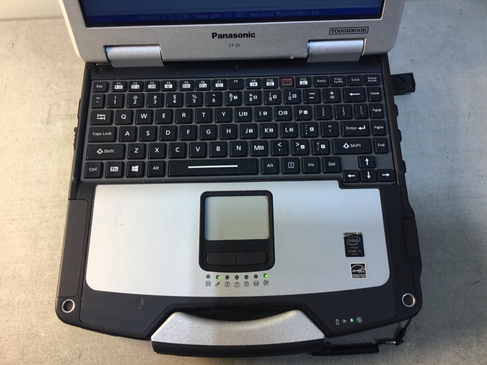 Panasonic ToughBook CF-31, i5-5300U CPU 2.30Ghz, 16.GB RAM, 256 SATA AHCI