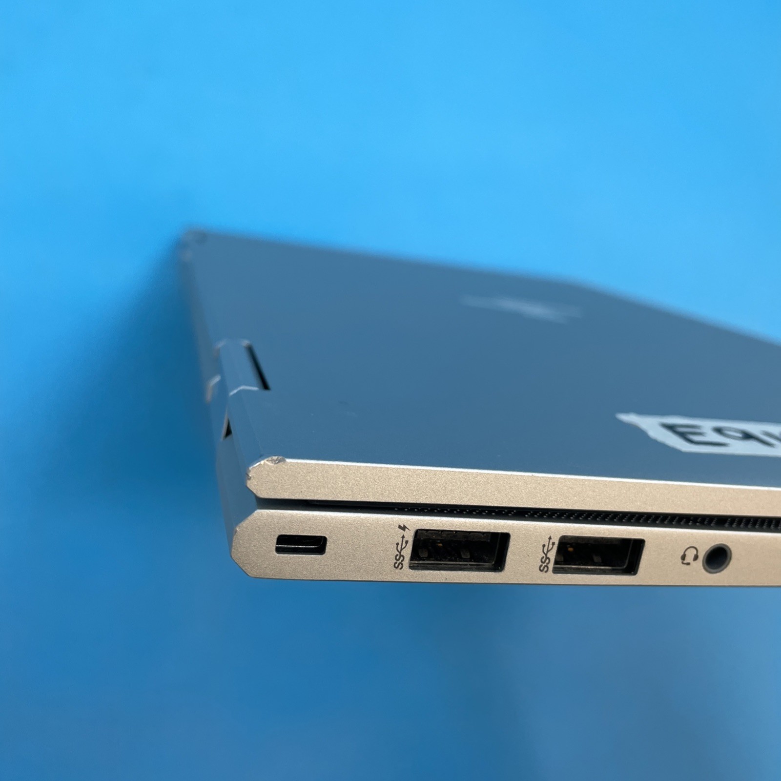 HP EliteBook x360 830 G8 | i7-1185G7 | 16GB RAM | 512GB SSD | NO OS | 75% BATT