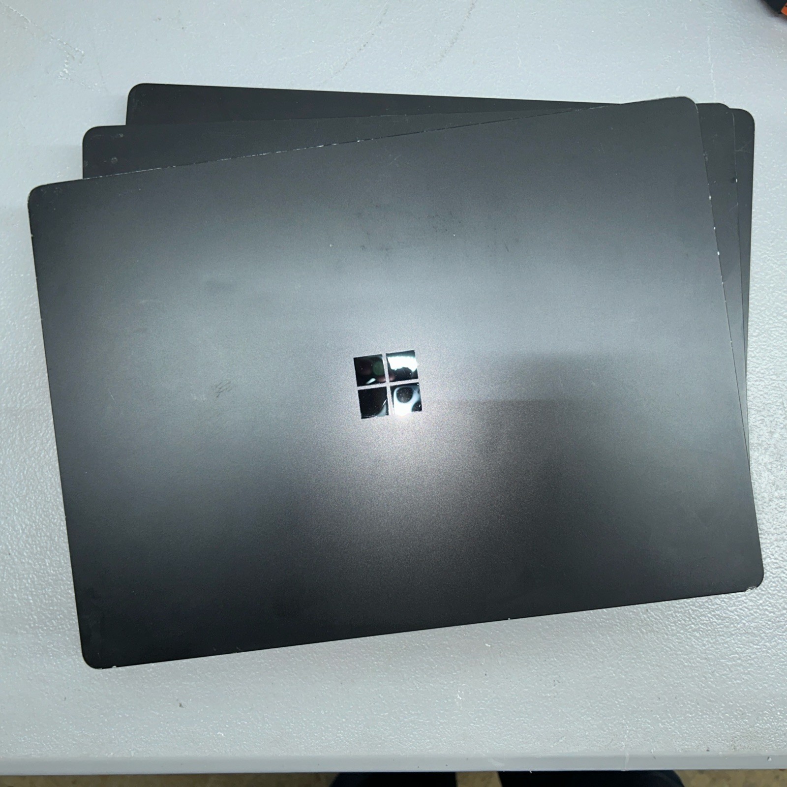 Microsoft Surface Laptop 3 13.5″ i5-1035G7 8GB | Great for Linux |