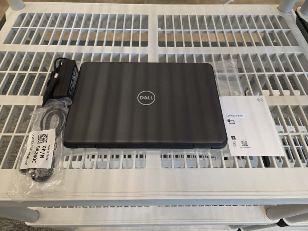 New SEALED Dell Latitude 3310 i3-8145U 8GB 128GB 13.3″ W10 EDU