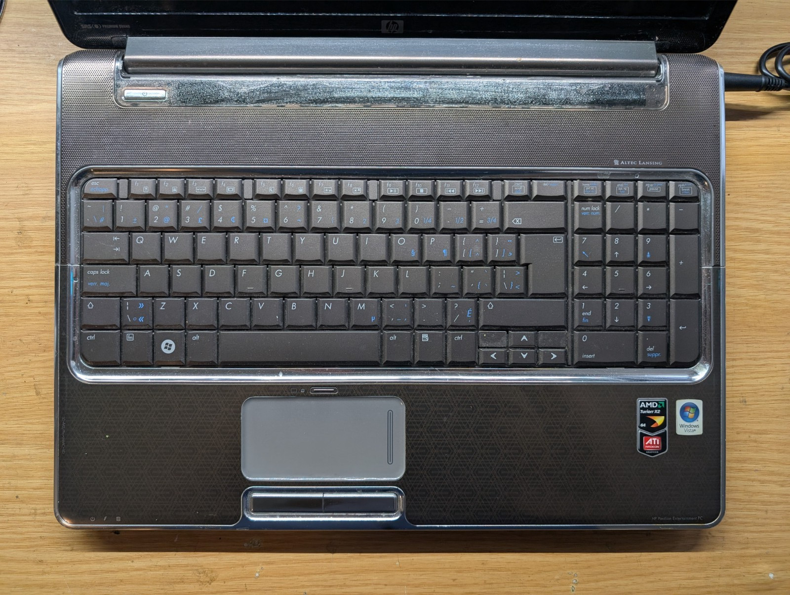 HP Pavilion dv7 Laptop AMD Turion II 2.20GHz 4GB RAM 500GB HDD Windows Vista