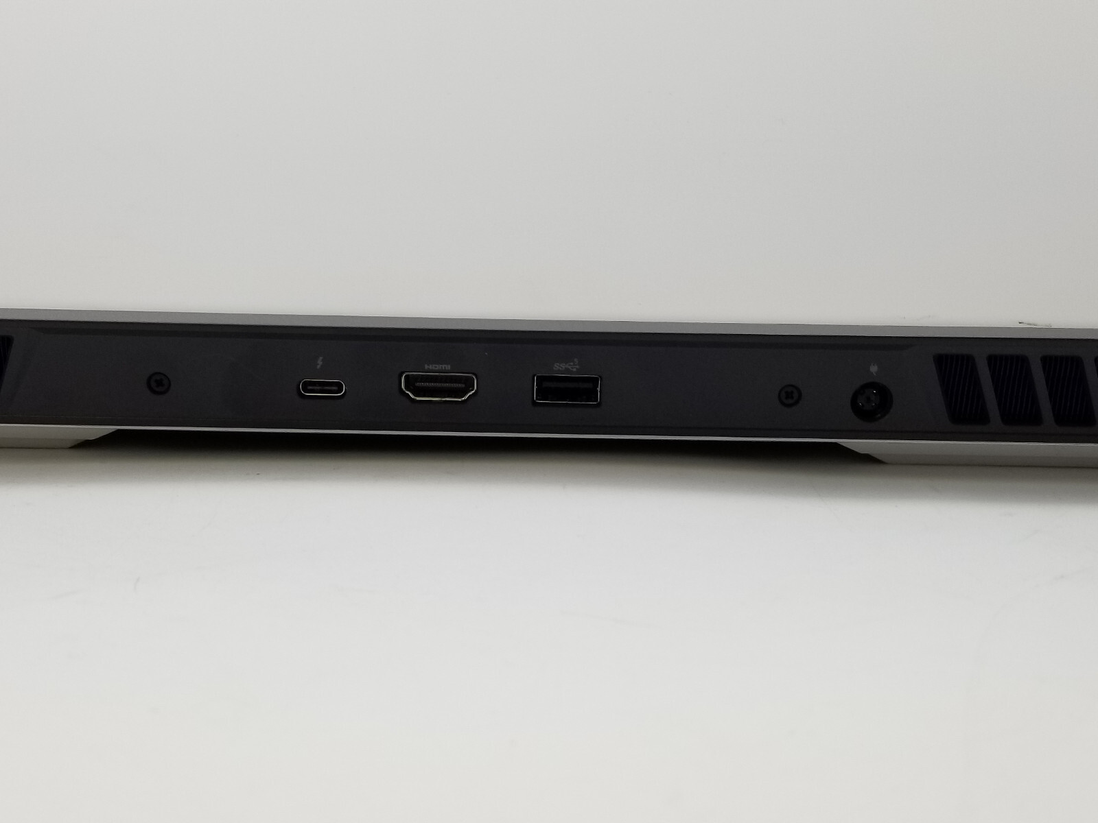 Dell G16 7630 Gaming Laptop PC Intel i9-13th 16GB Ram 1TB NVMe SSD RTX 4060 8GB.