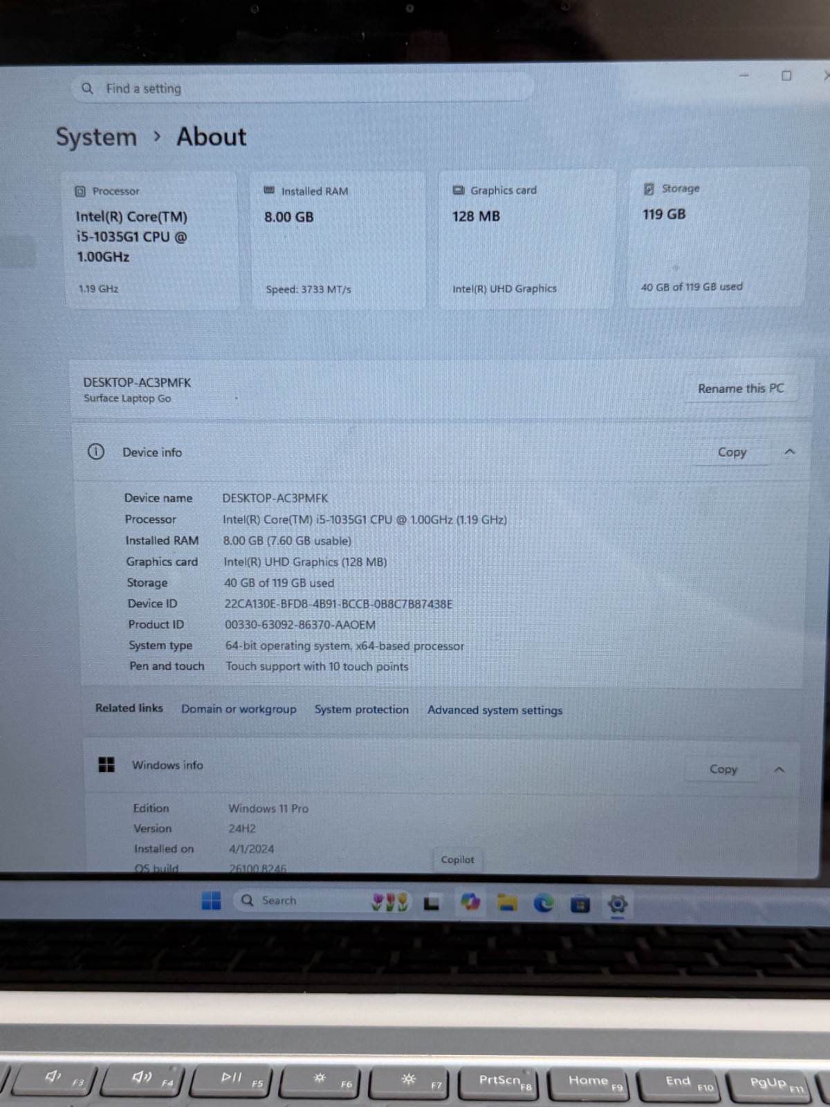 Microsoft Surface Laptop Go 1st Gen 1943 12.4″ i5-1035G1 1.0GHz 8GB RAM 128GB