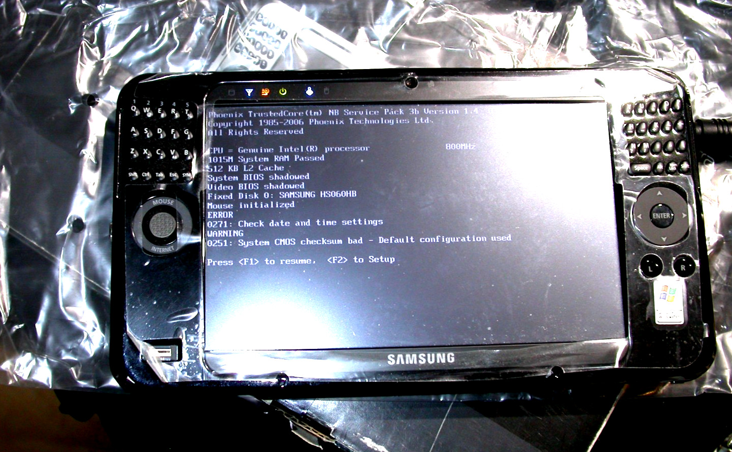 Samsung Q1 ULTRA Handheld PC Pentium M 1GB RAM 60GB HDD Retro RARE WinXP 4BOOTS