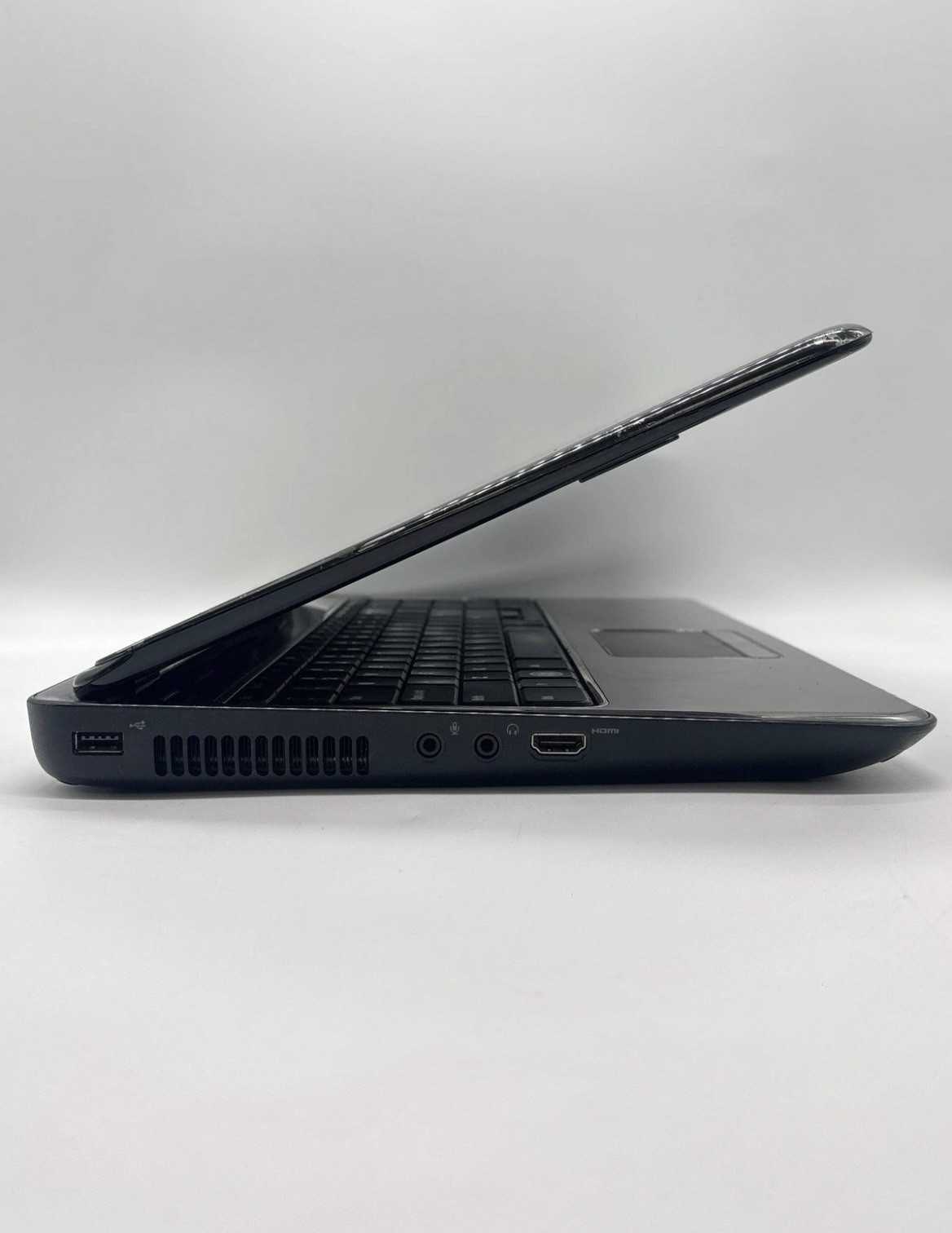 Dell Inspiron N5010 15.6″ Pentium P6100 2GB Win10 HDD 250-499GB Charger