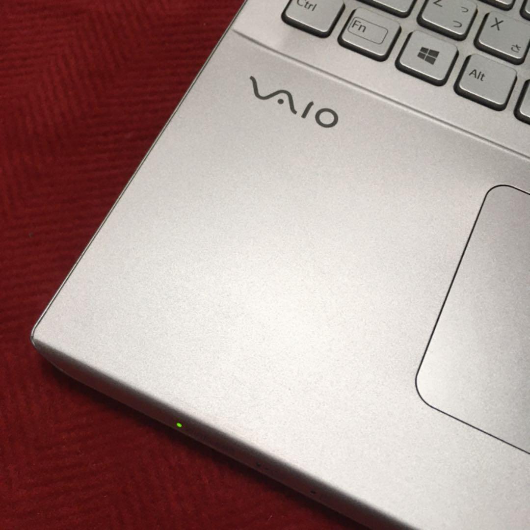 vaio i7 3632QM SSD 240GB 8GB Blu-ray Windows10 s15 silver geforce 640 USB 3.0×2