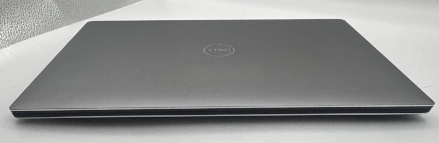 Dell Precision 5540 i9 9th Gen *32GB RAM 512GB – Good condition – Free shipping!