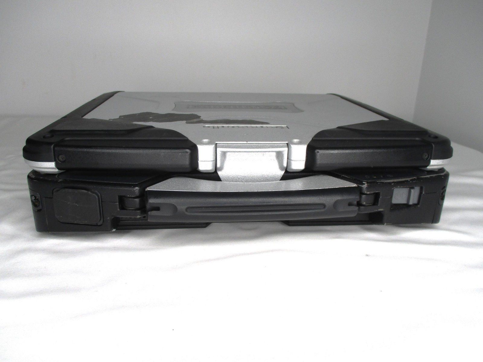 Panasonic Toughbook CF-31 MK6 i7-7600U 2.8Ghz 16GB 256GB Wi-Fi GPS LTE DVD-read