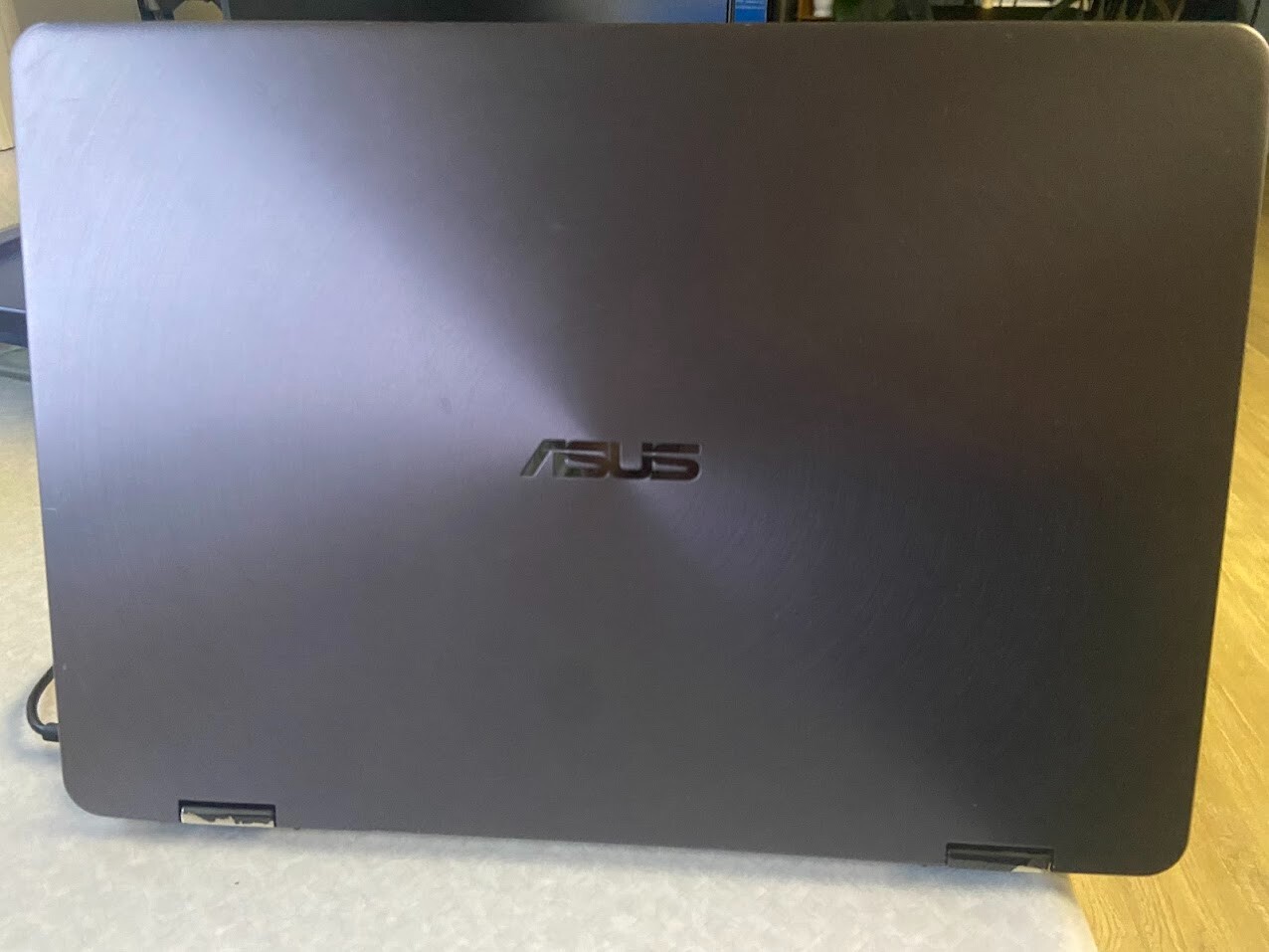 Used but still works good, Gray 2in1 Asus Zenbook Flip UX461FN.