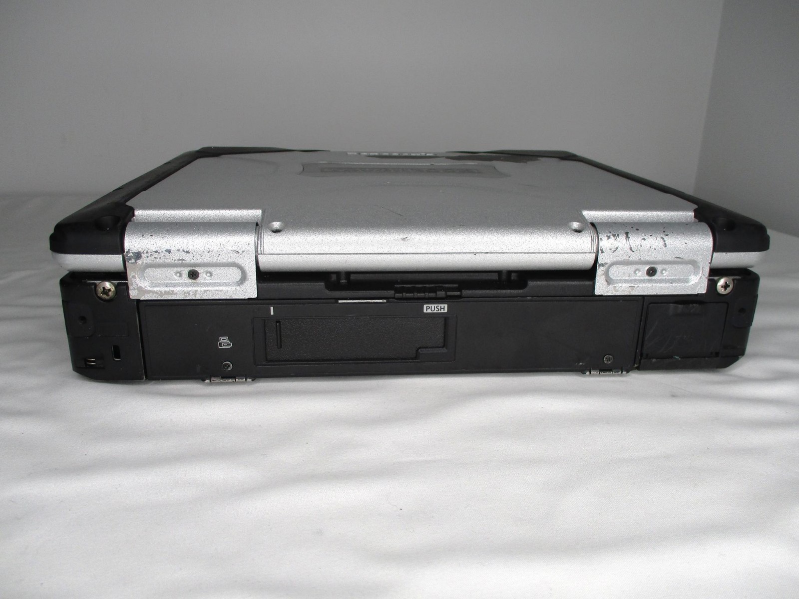 Panasonic Toughbook CF-31 MK6 i7-7600U 2.8Ghz 16GB 256GB Wi-Fi GPS LTE DVD-read