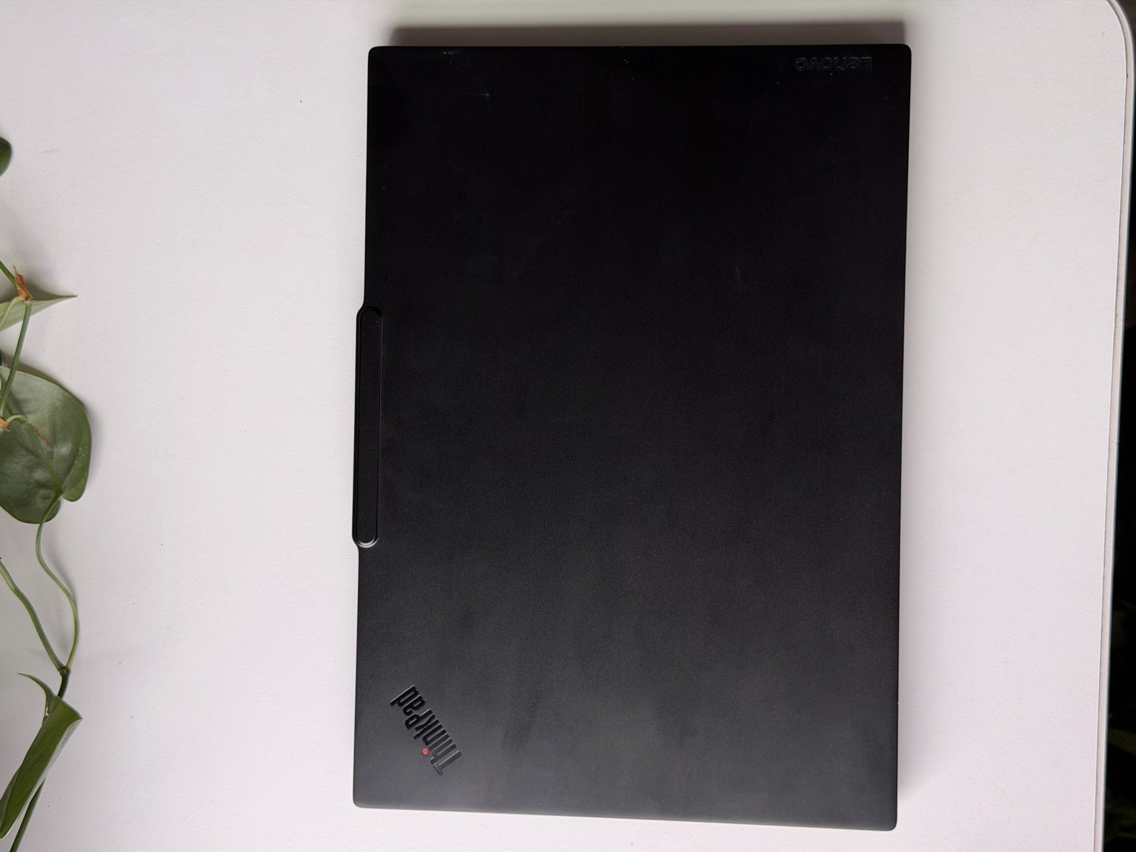 Lenovo ThinkPad E14 Gen 7 14″ WUXGA Touch Core 7 240H 16GB 1TB SSD Cam FPReader