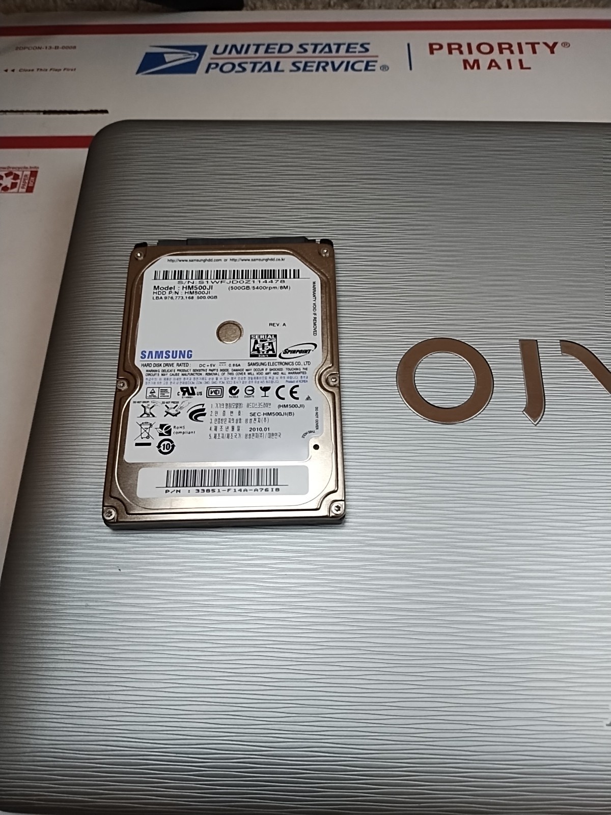 Sony VAIO VGN-NW150J intel Core 2 Duo Bluray Laptop Computer Silver 4GB 500GB