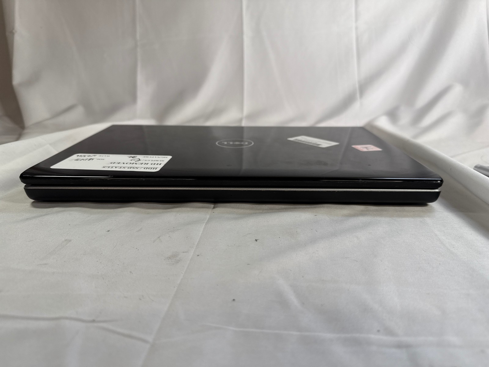 Dell Studio 1558 15.6″ i3-330M 2.13GHz 6GB No Drive