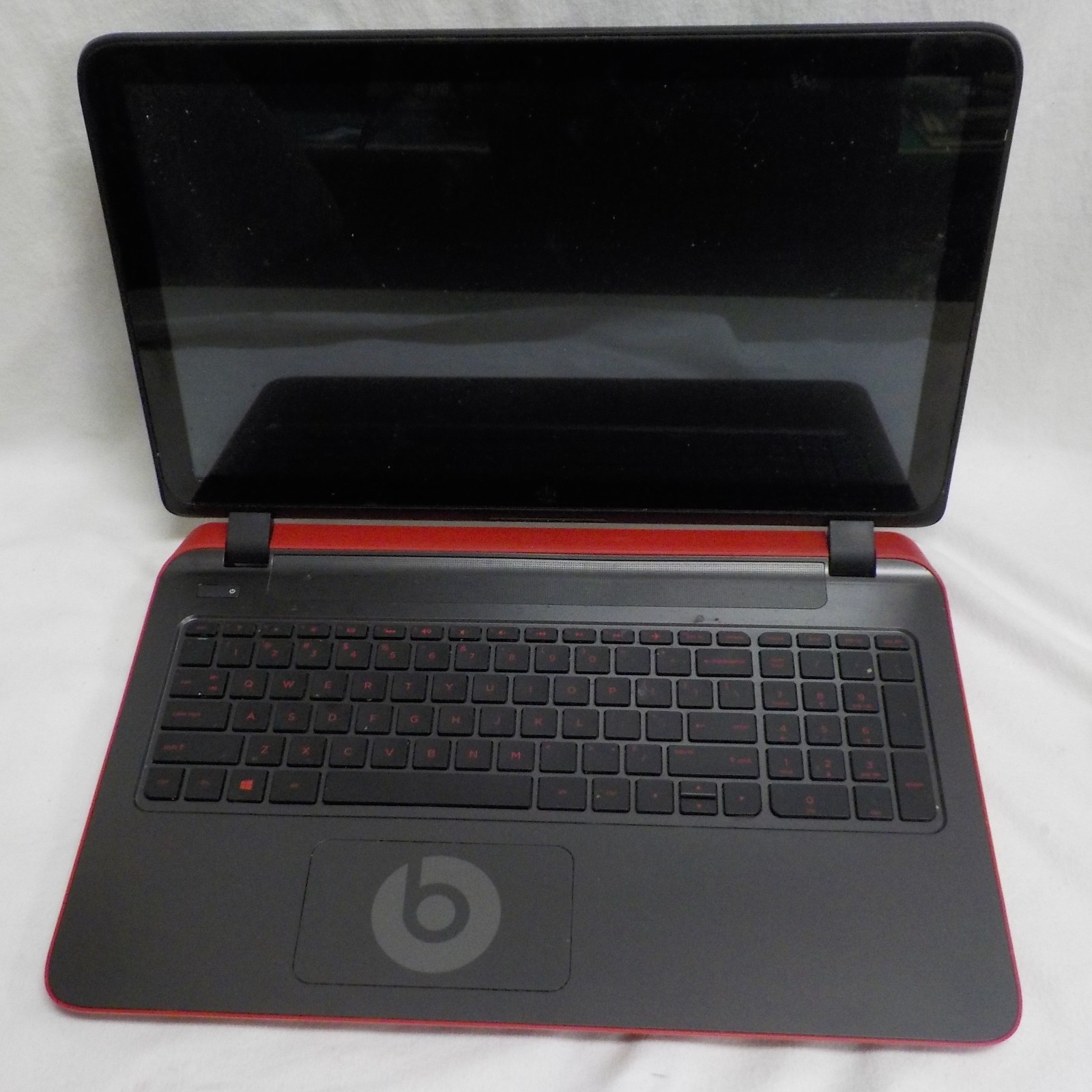 HP Beats 15 Laptop 15.4″ Touchscreen 8GB RAM 128gb SSD AMD A10-7300 Radeon R6