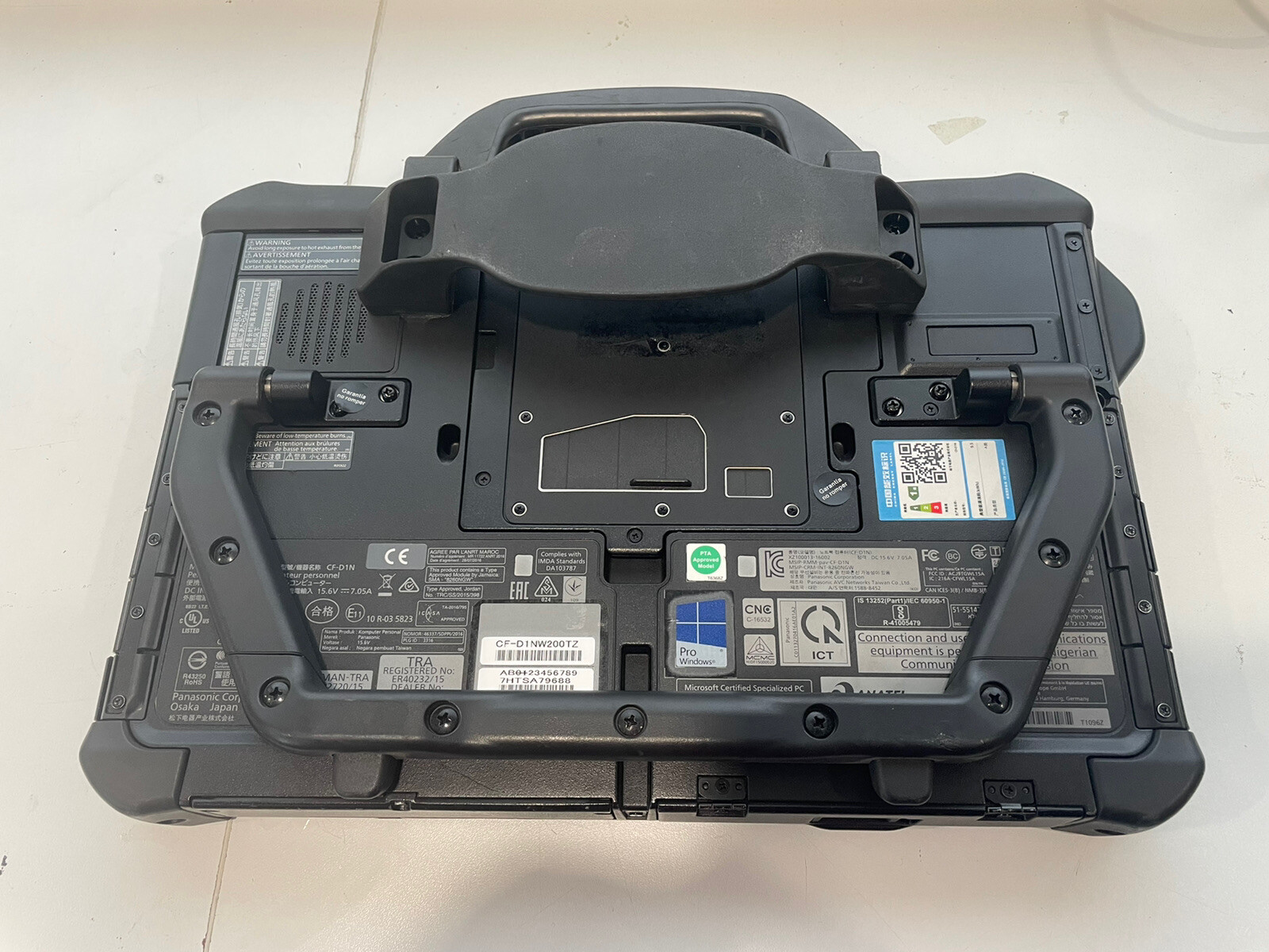 Panasonic Toughbook CF-D1 MK3,Touch,i5-6300U,2.4GHz,16GB,1TB SSD,LTE,A-STOCK