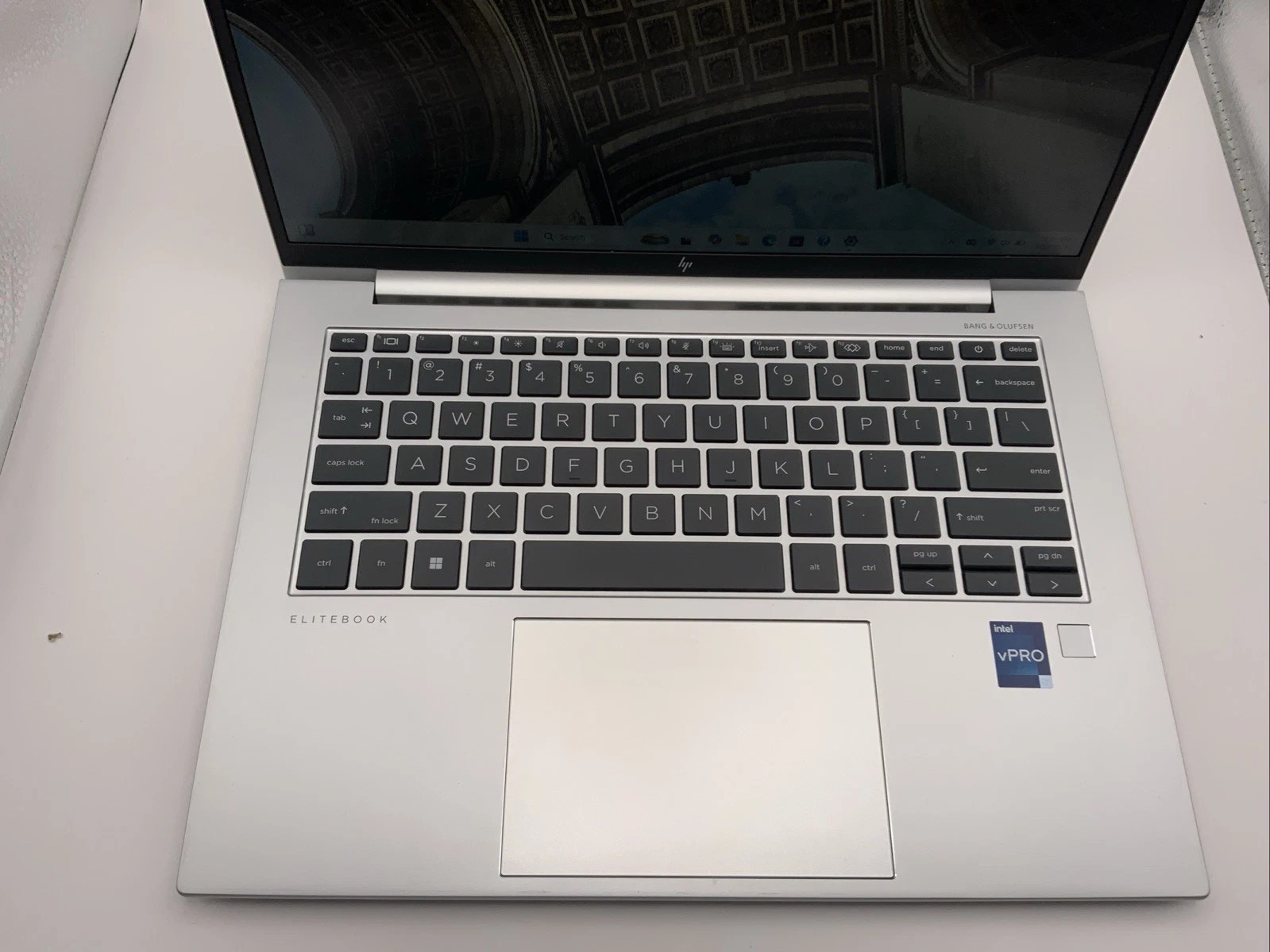 HP EliteBook 840 G10 – Intel Core i7 13th Gen 16GB DDR5 RAM 512GB SSD Win 11 Pro