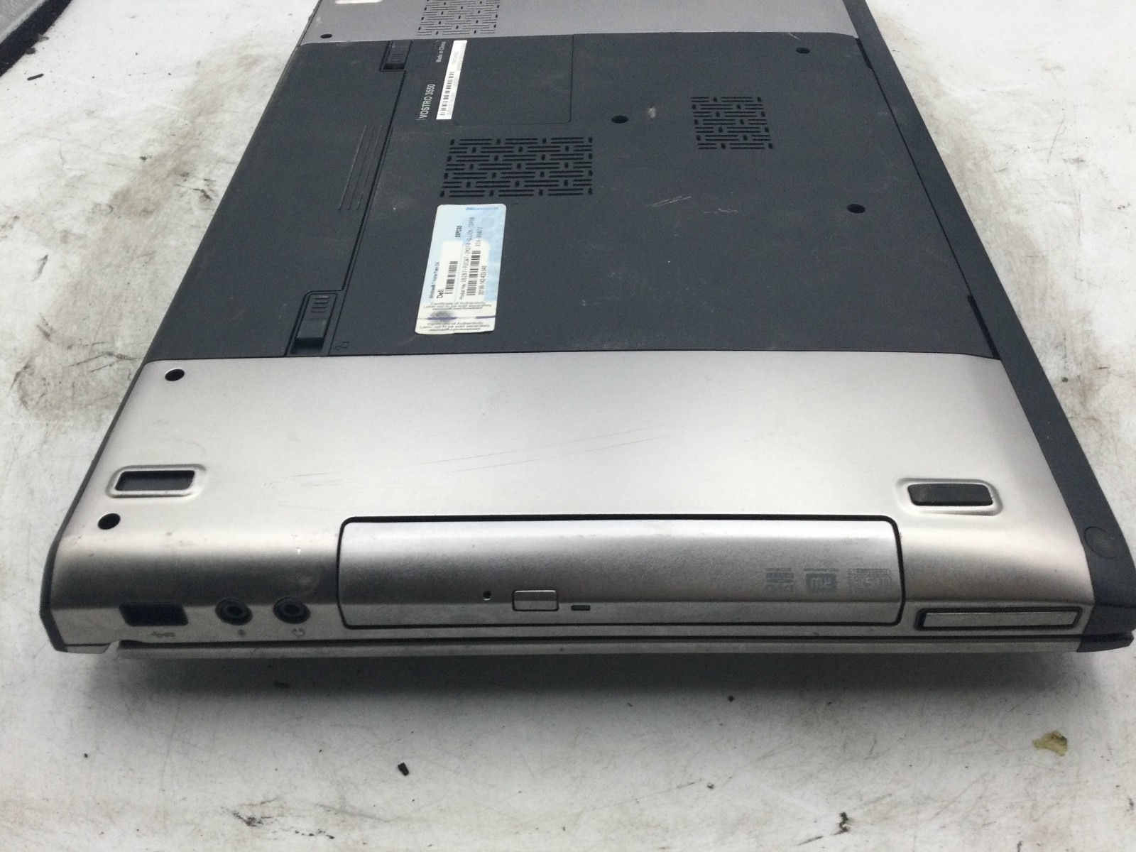 DELL VOSTRO 3550 – BOOTS TO BIOS – INTEL I3 2310M – 3GB RAM – 15″ – READ DESC-BB