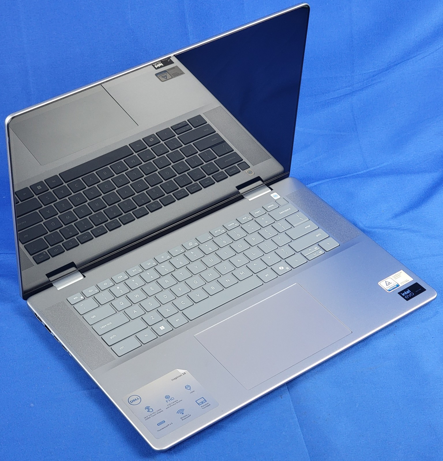 Dell Inspiron 16 7640 2-in-1 16″ Touch Core Ultra 7 155H 16GB RAM 1TB SSD W11