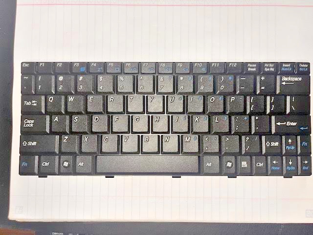 * OEM NOS * – Everex / Wyse Keyboard – StepNote SA2052T, SA2052T, SA2053T, X90L?