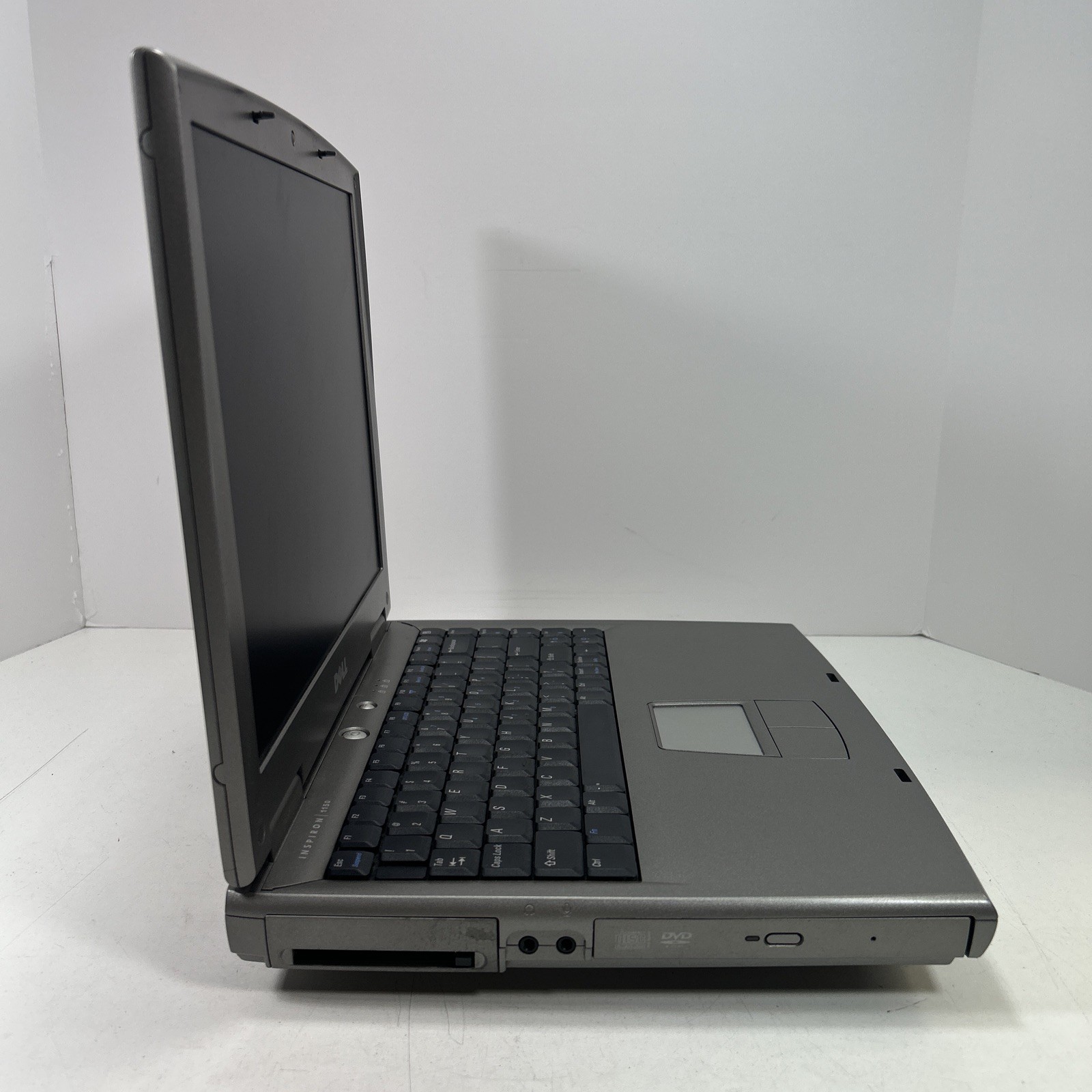 Dell Inspiron 1150 14″ Intel Celeron 2.60GHz 256MB RAM 30GB HDD Win XP Pro